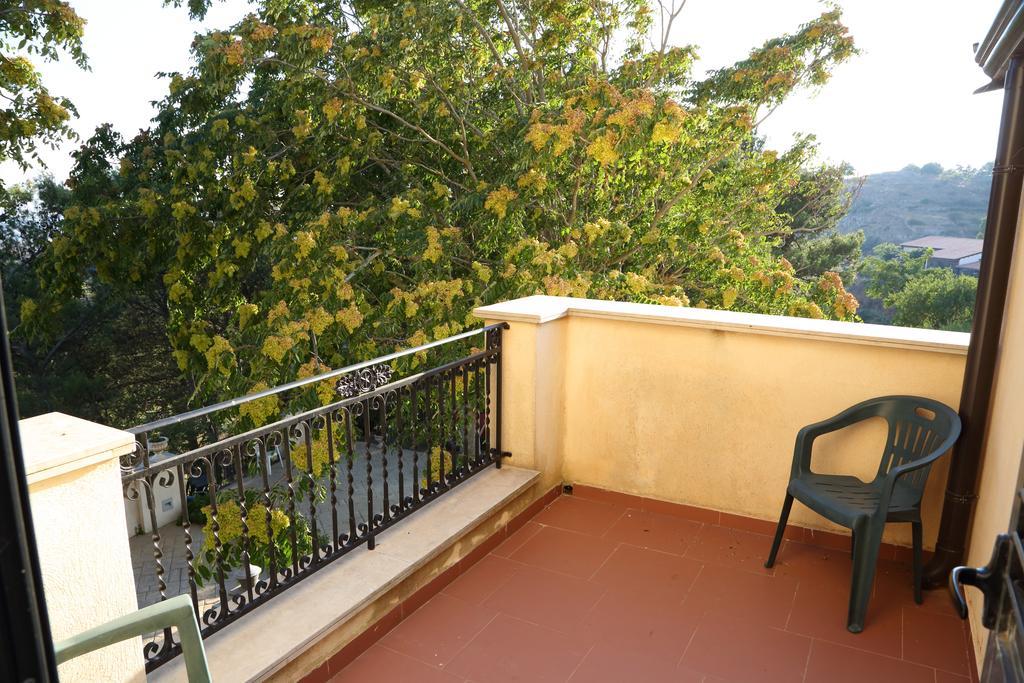 Agriturismo Monticelli Mussomeli Bagian luar foto
